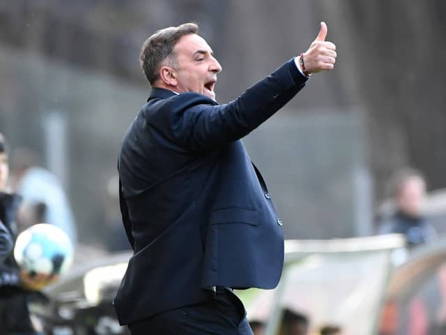 Sporting Braga's Portuguese coach Carlos Carvalhal gestures during the Portuguese League football match between SC Braga and FC Porto at the Municipal stadium of Braga on April 25, 2022. (Photo by MIGUEL RIOPA / AFP) (Photo by MIGUEL RIOPA/AFP via Getty Images)