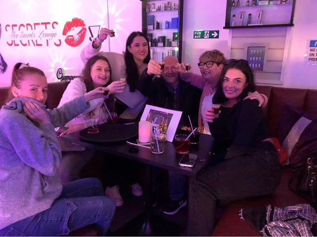Secrets bar