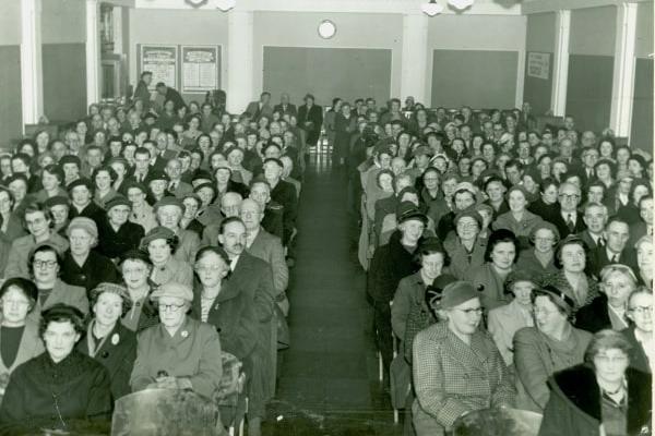 Lecture at Burnley Central Library 1956. Credit: Lancashire County Council
