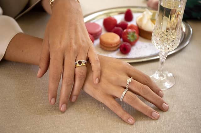 These are the latest trends of engagement rings now