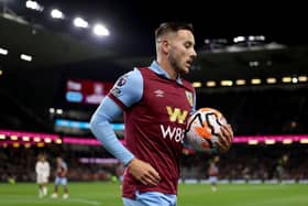 BURNLEY, ENGLAND - SEPTEMBER 23: Josh Brownhill of Burnley prepares to take their sides corner during the Premier League match between Burnley FC and Manchester United at Turf Moor on September 23, 2023 in Burnley, England. (Photo by Matt McNulty/Getty Images)