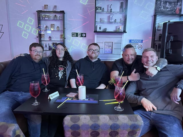 Secrets bar