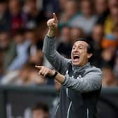 BURNLEY, ENGLAND - AUGUST 27: Unai Emery, Manager of Aston Villa, gives the team instructions during the Premier League match between Burnley FC and Aston Villa at Turf Moor on August 27, 2023 in Burnley, England. (Photo by Lewis Storey/Getty Images)