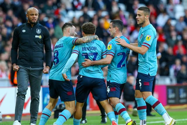 Burnley's Manuel Benson celebrates scoring his side's second goal with teammates

The EFL Sky Bet Championship - Sunderland v Burnley - Saturday 22nd October 2022 - Stadium of Light - Sunderland