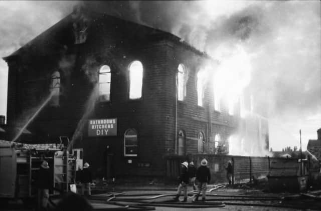 Howe's kitchen studios engulfed in flames. September 20, 1985.