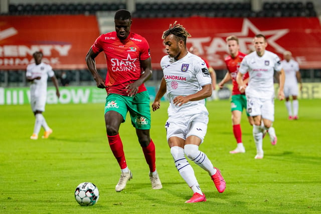 Burnley have not yet made contact with K.V. Oostende regarding the availability of forward Makhtar Gueye, but the 24-year-old is certainly known to new Clarets boss Vincent Kompany. The Senegal striker scored 12 times in 21 games in the Belgian First Division A last season, including a brace in a 2-2 draw against Anderlecht at Albertpark. He also scored 11 goals in 33 appearances during 2020-21, again scoring against Kompany's side as they shared the spoils once more.