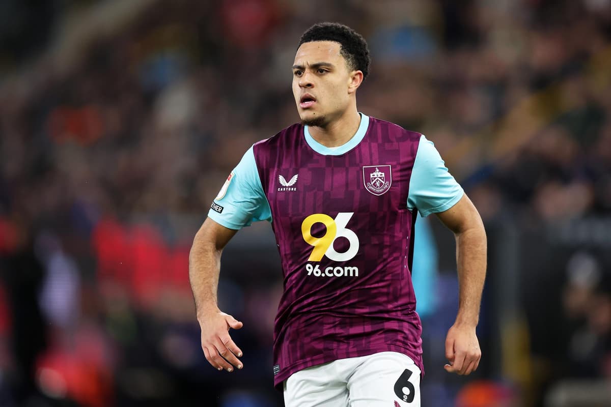 Cj Riley CJ Egan-Riley addresses his Burnley contract situation as defender ...