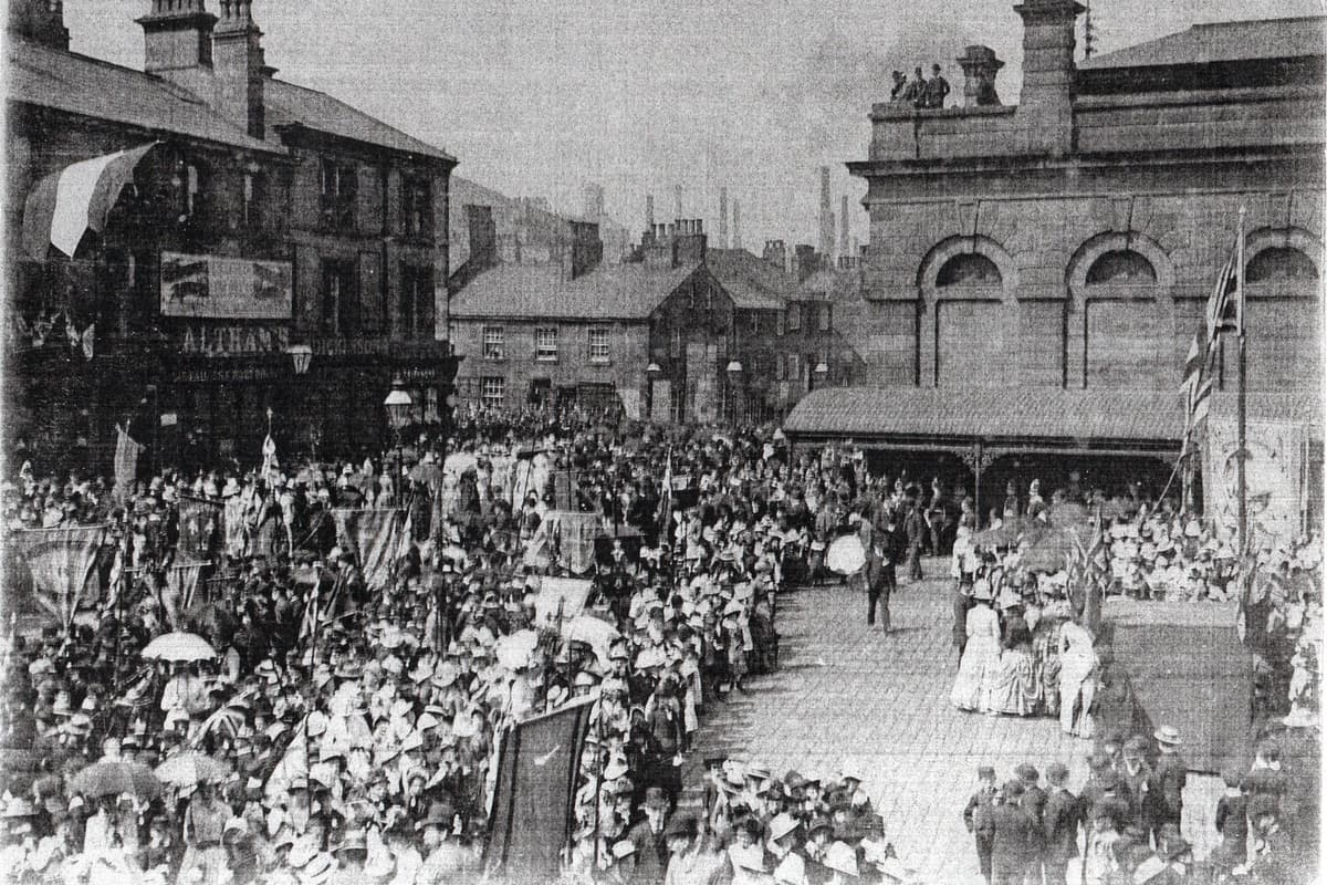 Cheapside Burnley Picture gallery takes a look at the history of Burnley's markets from ...