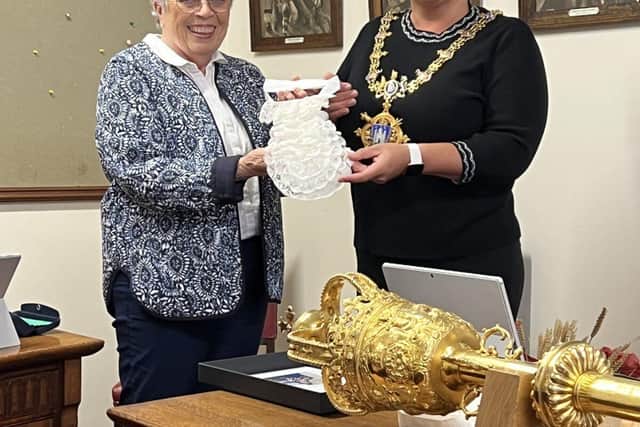 Lace-maker Liz creates an elegant new addition to town Mayor’s formal ...