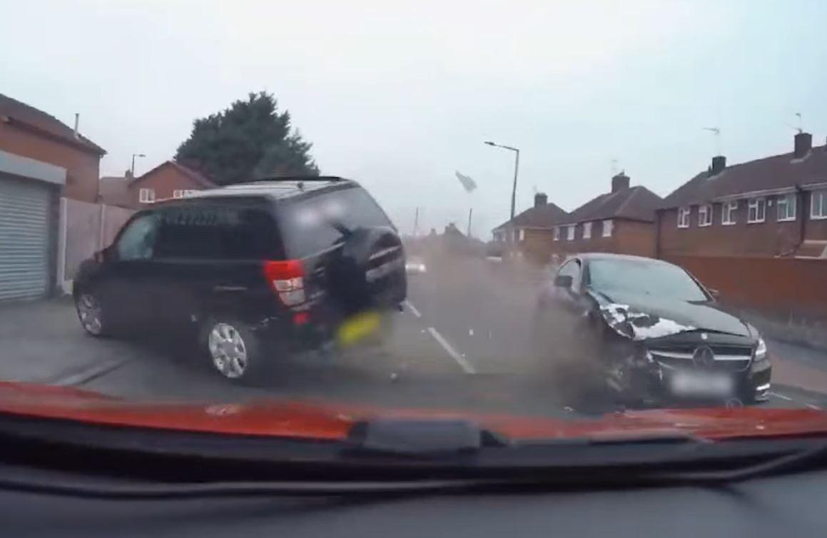 Dramatic video shows moment dangerous driver ploughs into shop after smashing into Mercedes