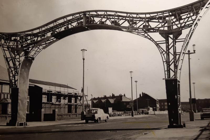 This was in 1970 when a new arch was constructed over the promenade at Starr Gate. It was provided by Entam Limited and was lit up only at Christmas, Easter and during the season