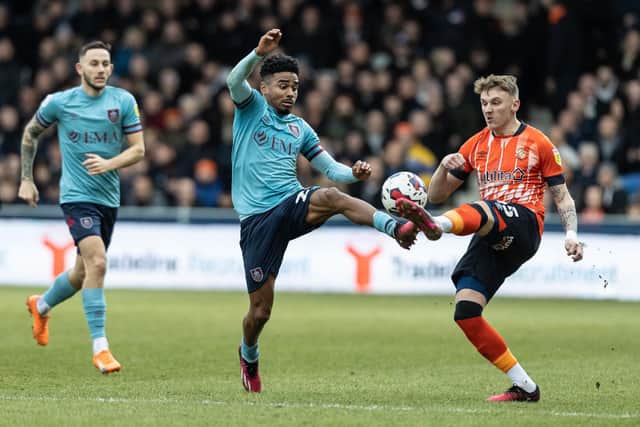 Burnley's Ian Maatsen competing with Luton Town's Alfie Doughty (right) 

The EFL Sky Bet Championship - Luton Town v Burnley - Saturday 18th February 2023 - Kenilworth Road - Luton