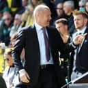 NORWICH, ENGLAND - APRIL 10: Sean Dyche, Manager of Burnley reacts  prior to the Premier League match between Norwich City and Burnley at Carrow Road on April 10, 2022 in Norwich, England. (Photo by Stephen Pond/Getty Images)