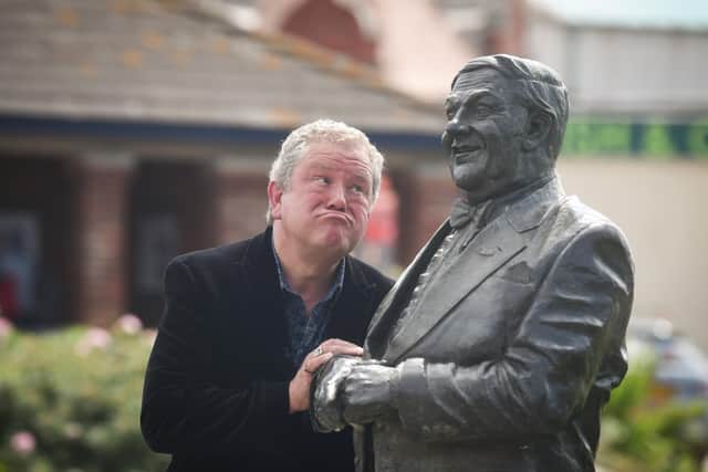 Jon Culshaw with Les Dawson's statue in St Annes.