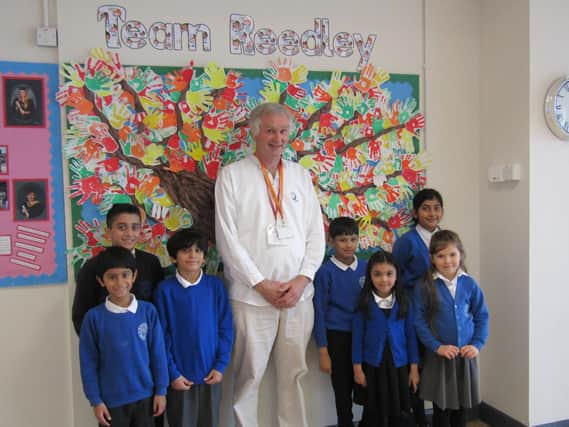 Reedley Primary School students with Mr Jim MacCool.