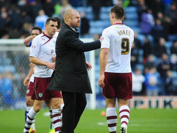 Sean Dyche with Sam Vokes in the 2013/14 promotion season at Leicester City