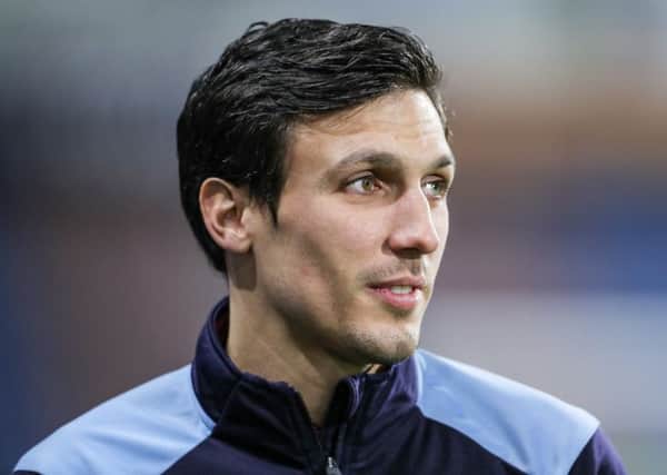 Burnley's Jack Cork before the match

Photographer Andrew Kearns/CameraSport

The Premier League - Huddersfield Town v Burnley - Wednesday 2nd January 2019 - John Smith's Stadium - Huddersfield

World Copyright Â© 2019 CameraSport. All rights reserved. 43 Linden Ave. Countesthorpe. Leicester. England. LE8 5PG - Tel: +44 (0) 116 277 4147 - admin@camerasport.com - www.camerasport.com