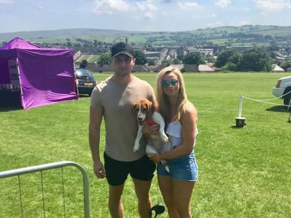 Chloe Elliott and Nick Weinberg with their treasured pet beagle Rosie. The couple are to hold a charity night to thank people who helped in the search to find her.