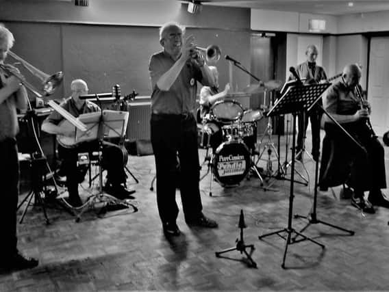The Pendle Jazzmen are back at Ighten Mount Bowling Club following high acclaim. (s)