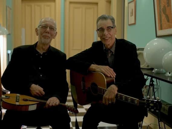Rod Clements and Rab Noakes have joined forces for their Alive 'n' Pickin' show, which is coming to Barnoldswick Music and Arts Centre. (s)