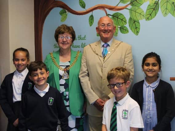 Mayor of Burnley Anne Kelly with her consort John and pupils at St James' Lanehead CE Primary School. (s)