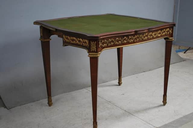 French-style games table