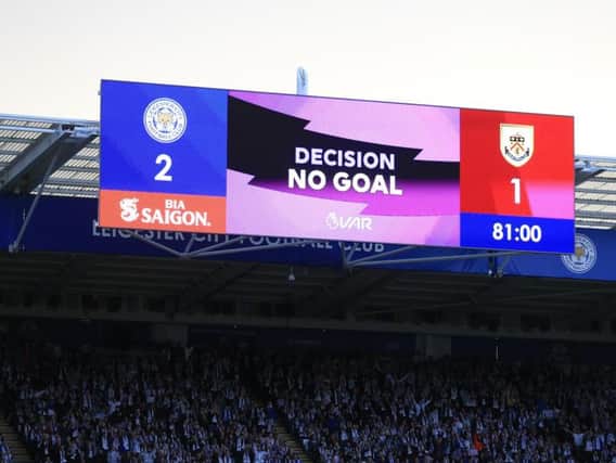 https://www.telegraph.co.uk/football/2019/11/04/premier-league-debate-radical-changes-var-including-giving-managers/