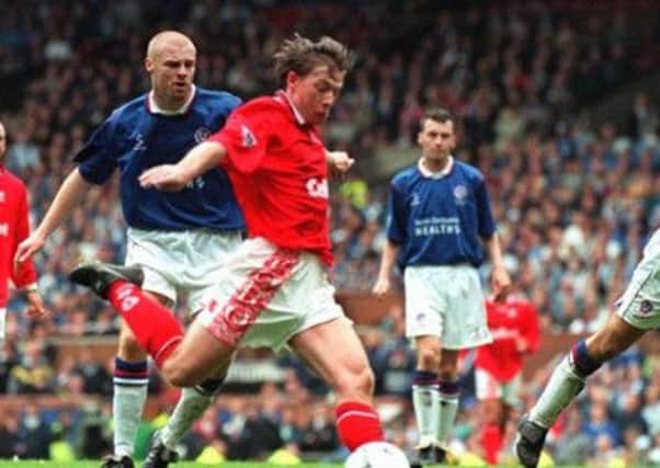 Sean Dyche watches Craig Hinett take aim during Chesterfields FA Cup semi-final with Middlesbrough at Old Trafford in 1997