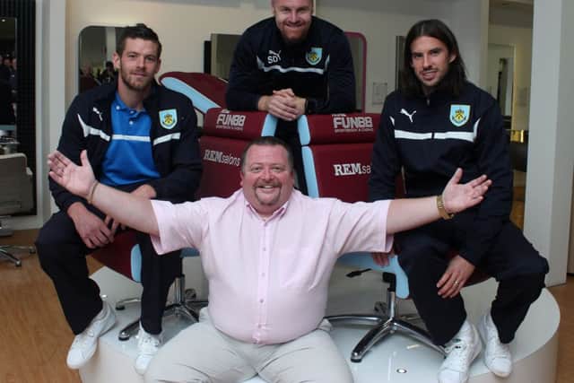 Burnley Manager Sean Dyche and players George Boyd and Lukas Jutkiewicz visited REM factory where they have made Burnley FC office Chairs and Physio Tables.
Pictured with Sean, George and Lukas is Owner Chris Blakey.
13th October 2014