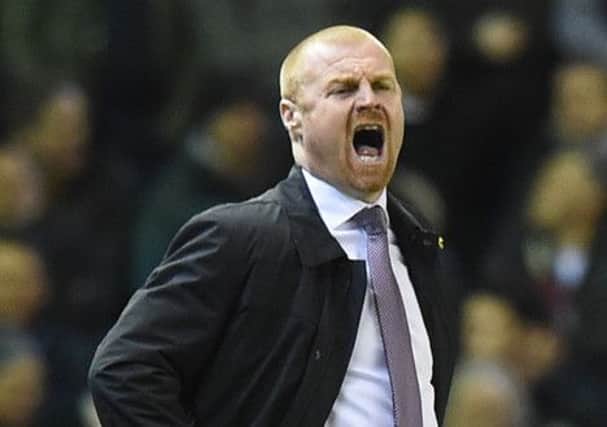 Burnley's Manager Sean Dyche shouts instructions to his team

Photographer Dave Howarth/CameraSport

Football