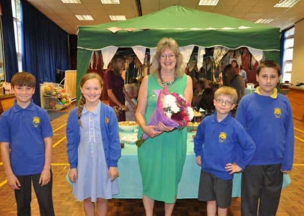 Mrs Melanie Clark retires from Clitheroes Brookside Primary School. (s)