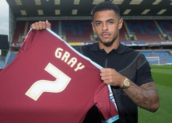 Burnley Football Club_ Andre Gray_21/8/15This file info is never permitted..© Andy Ford, tel 0793 163 5589.Email: andyford@mac.com.133 Stockbridge Road Padiham Lancashire.NUJ recommended terms & conditions apply. Moral rights asserted under Copyright Designs & Patents Act 1988. Credit is required. No part of this photo to be stored, reproduced, manipulated or transmitted by any means without permission and the appropriate licence. Proof copy required of all reproductions.