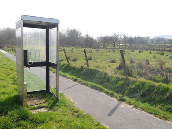 Phone box near Glen View Road, Burnley, facing the chop