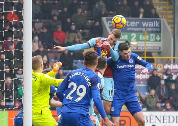 Burnley's Chris Wood rises above Everton's Michael Keane to make the score 2-1

Photographer Alex Dodd/CameraSport

The Premier League - Burnley v Everton - Saturday 3rd March 2018 - Turf Moor - Burnley

World Copyright Â© 2018 CameraSport. All rights reserved. 43 Linden Ave. Countesthorpe. Leicester. England. LE8 5PG - Tel: +44 (0) 116 277 4147 - admin@camerasport.com - www.camerasport.com