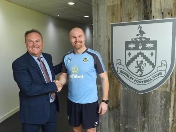Burnley manager, Sean Dyche (right) with Chairman, Mike Garlick.